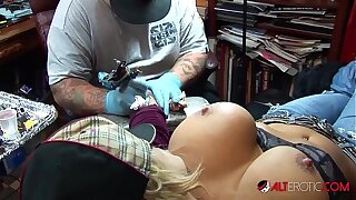 Shyla Stylez gets tattooed dimension playing almost their way confidential
